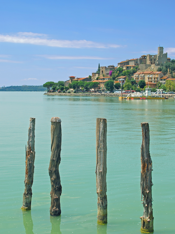 Lago di Trasimeno Un Velo Argenteo